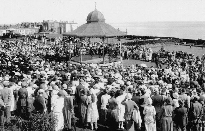 White Rock Bowls Bandstand