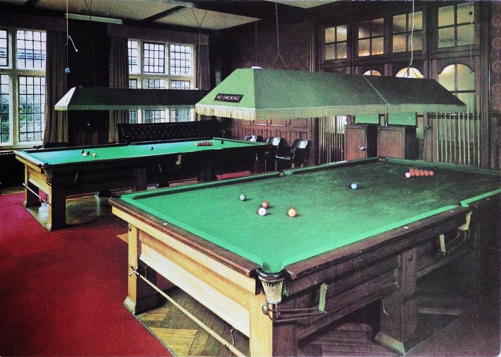 Caple-ne-Ferne Snooker Room