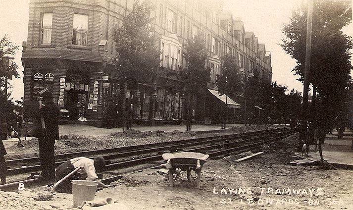 Laying Tramways in London Road