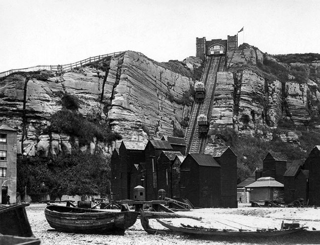 Net Huts & East Hill Lift