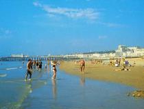Beach & Pier Looking West