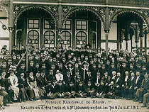 Musicque Manigipale Hastings Pier